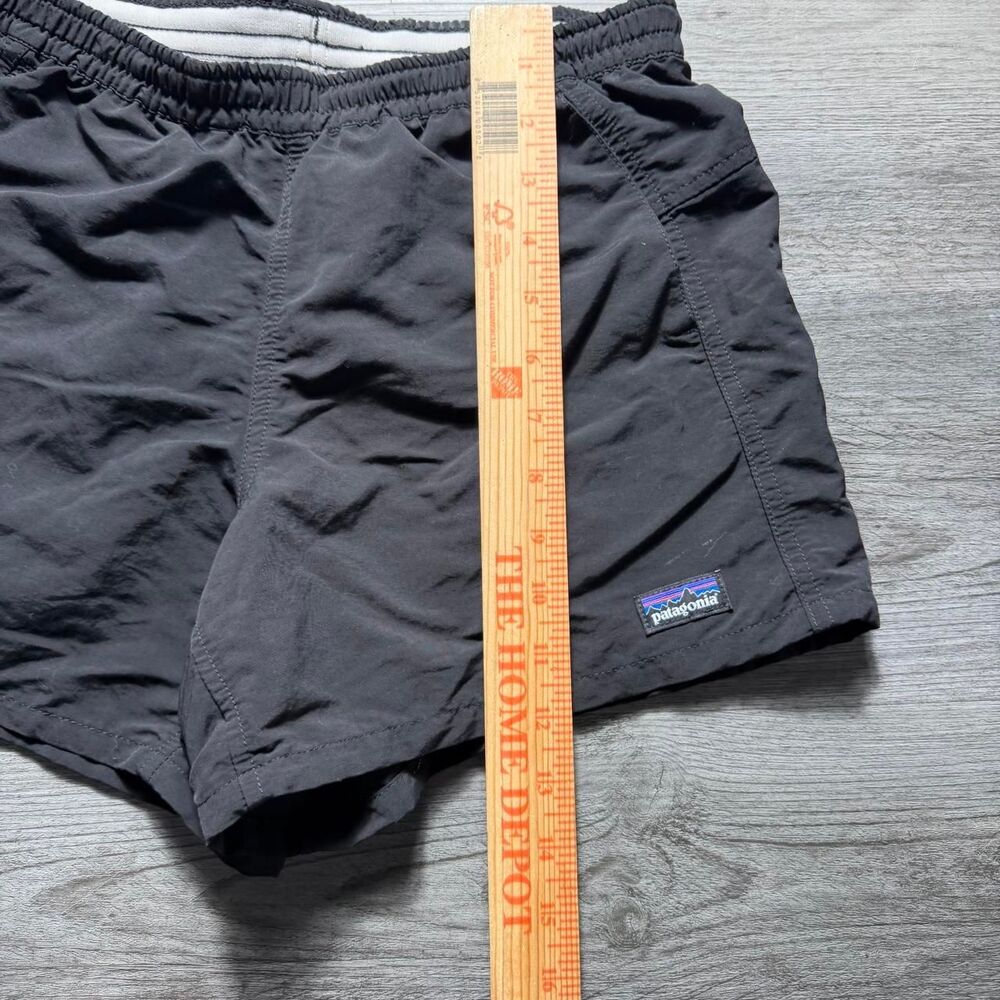 Patagonia Women's Black and Grey Shorts - Picture 5 of 6